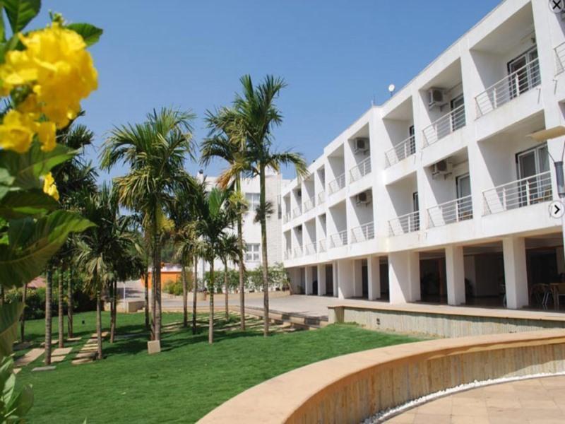 7 Apple Resort Lonavala Ngoại thất bức ảnh