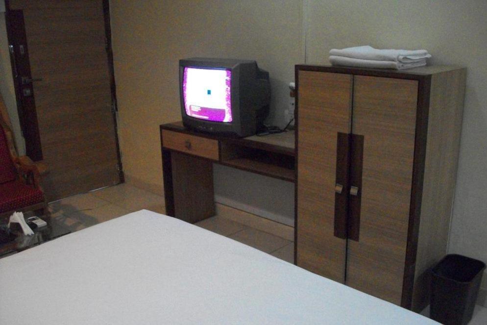 7 Apple Resort Lonavala Ngoại thất bức ảnh